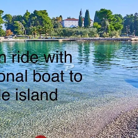Apartment Isla With Heated Pool,center, Near The