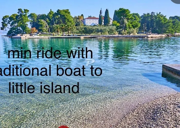 Appartement Isla With Heated Pool,center, Near The