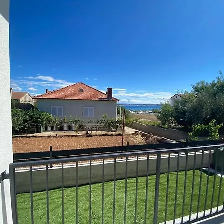Apartmán Isla With Heated Pool,center, Near The Preko